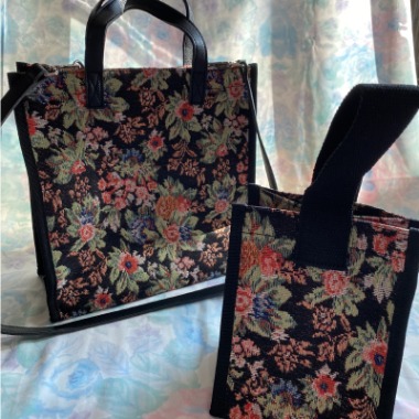Margaret floral pattern tote bag (small &amp; large)
