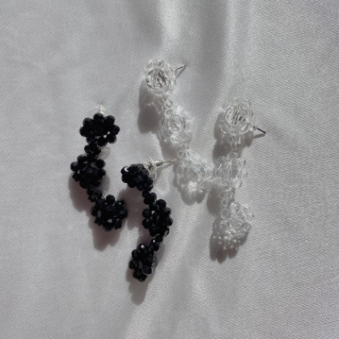 three flowers beads earring