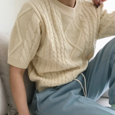 cable round short sleeve knit (4 colors)